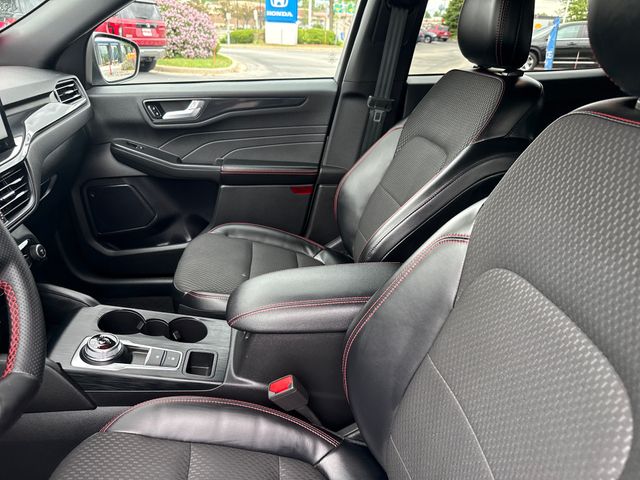 2023 Ford Escape ST-Line - Photo 12