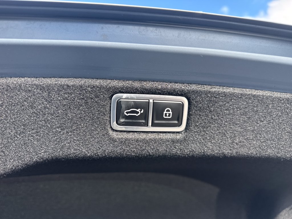 2025 Hyundai Sonata Hybrid Limited - Photo 40