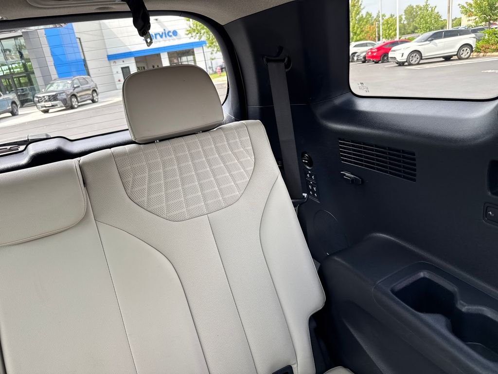 2024 Hyundai Palisade Limited - Photo 26