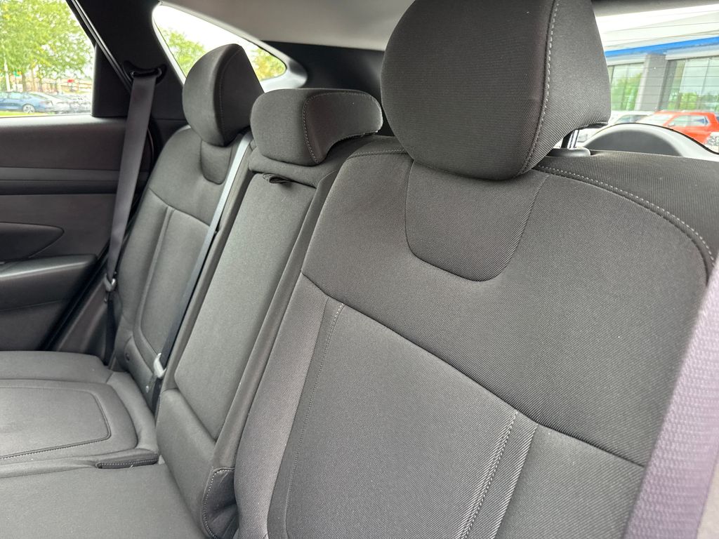 2026 Hyundai Tucson SE - Photo 18