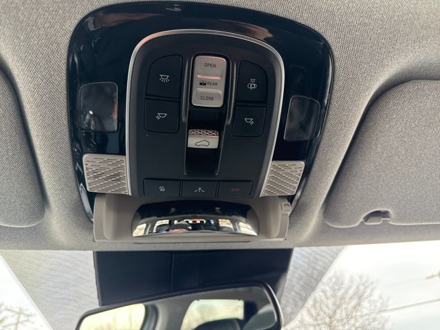 2021 Hyundai Palisade Limited - Photo 38