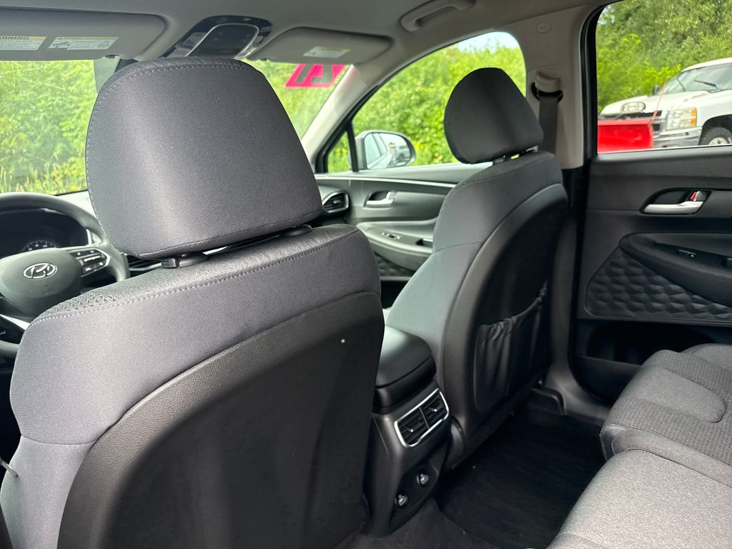 2021 Hyundai Santa Fe SE - Photo 20