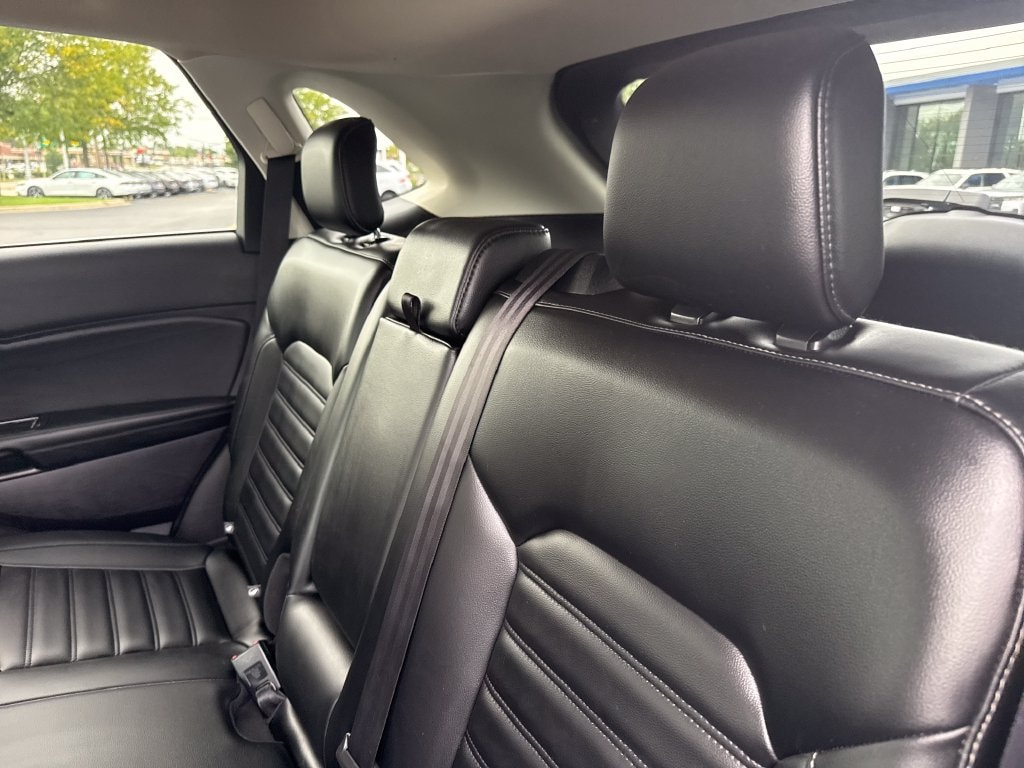 2020 Ford Edge SEL - Photo 17