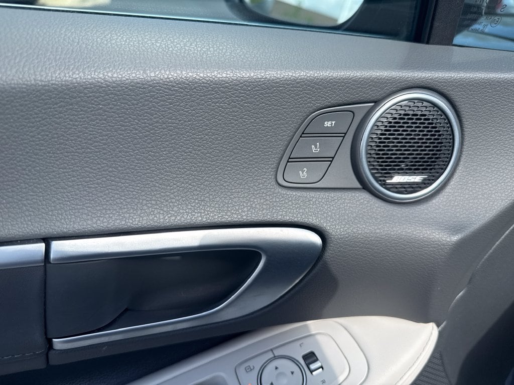 2025 Hyundai Sonata Hybrid Limited - Photo 10