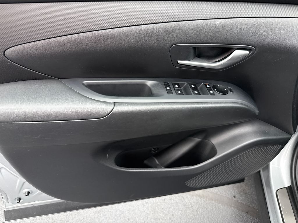 2026 Hyundai Tucson SE - Photo 9