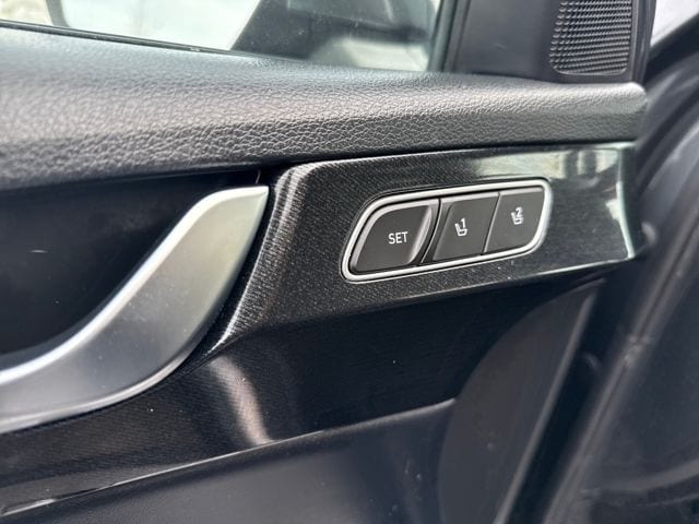 2021 Hyundai Palisade Limited - Photo 9