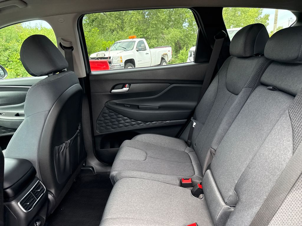 2021 Hyundai Santa Fe SE - Photo 19