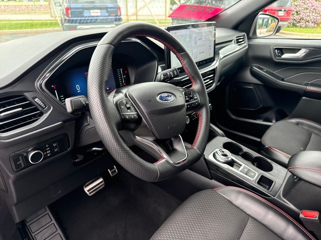 2023 Ford Escape ST-Line - Photo 13