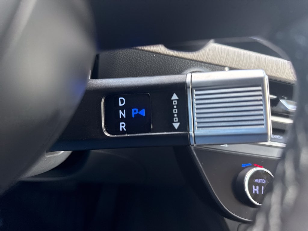 2025 Hyundai Sonata Hybrid Limited - Photo 28