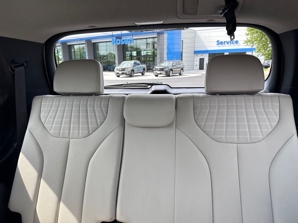 2024 Hyundai Palisade Limited - Photo 27