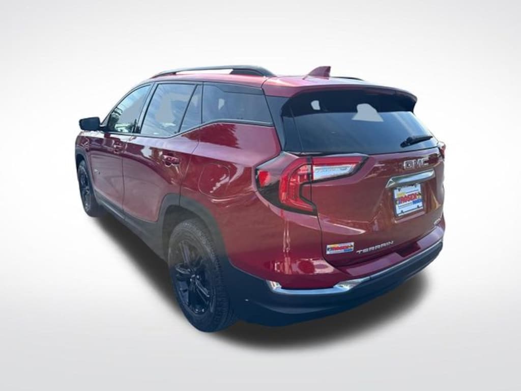 Used 2023 GMC Terrain AT4 SUV
