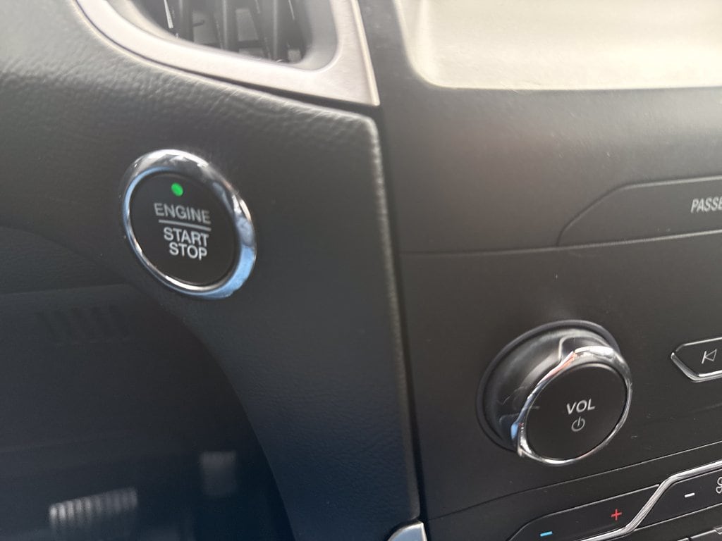 2020 Ford Edge SEL - Photo 29