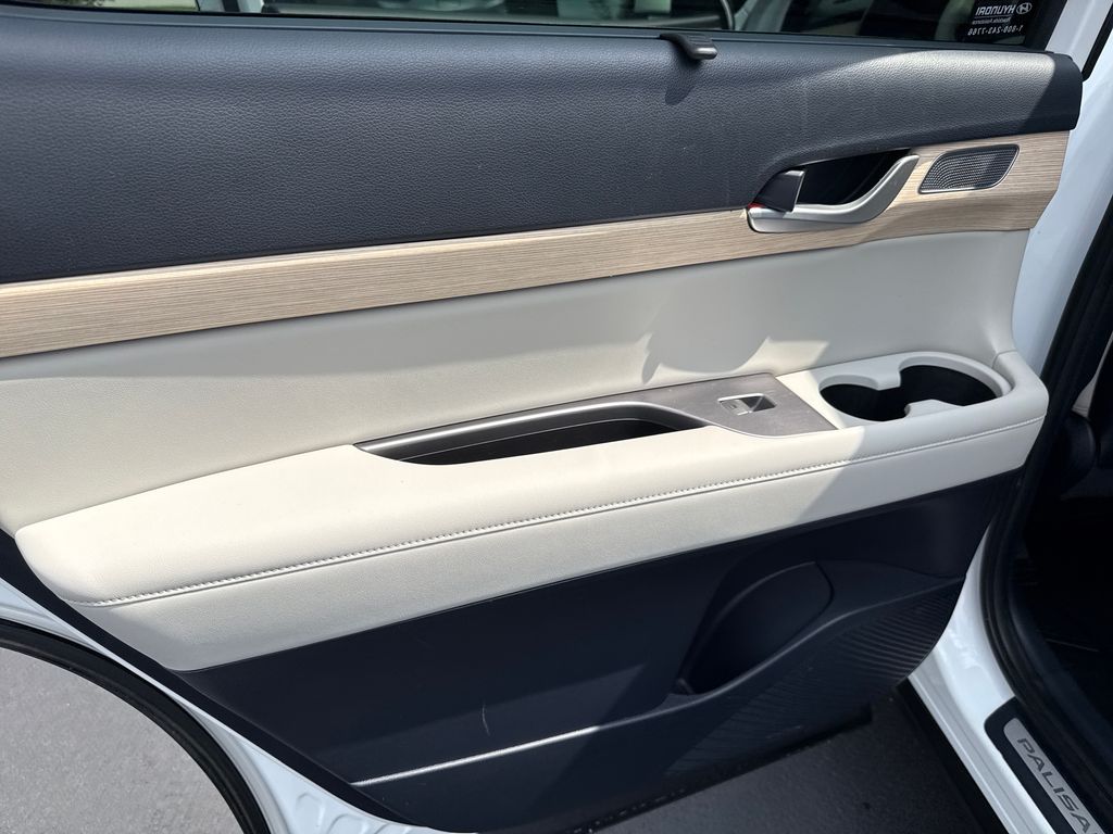2024 Hyundai Palisade Limited - Photo 19