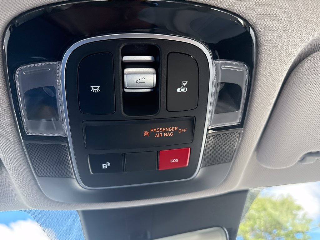 2025 Hyundai Sonata Hybrid Limited - Photo 36