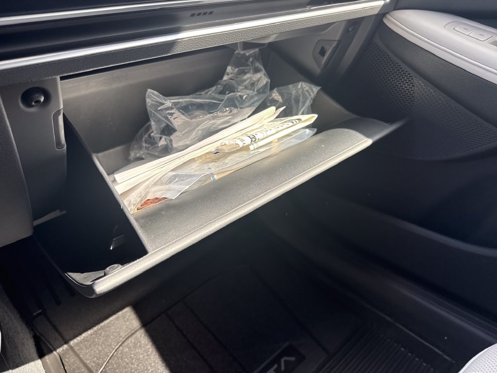 2025 Hyundai Sonata Hybrid Limited - Photo 37