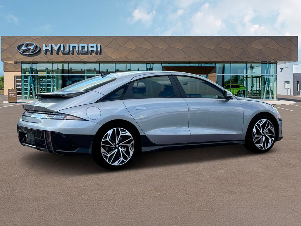 2025 Hyundai IONIQ 6 SEL - Photo 7