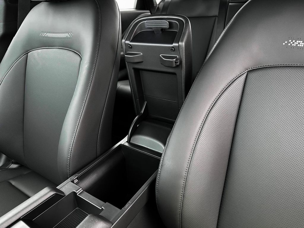 2025 Hyundai IONIQ 6 SEL - Photo 17