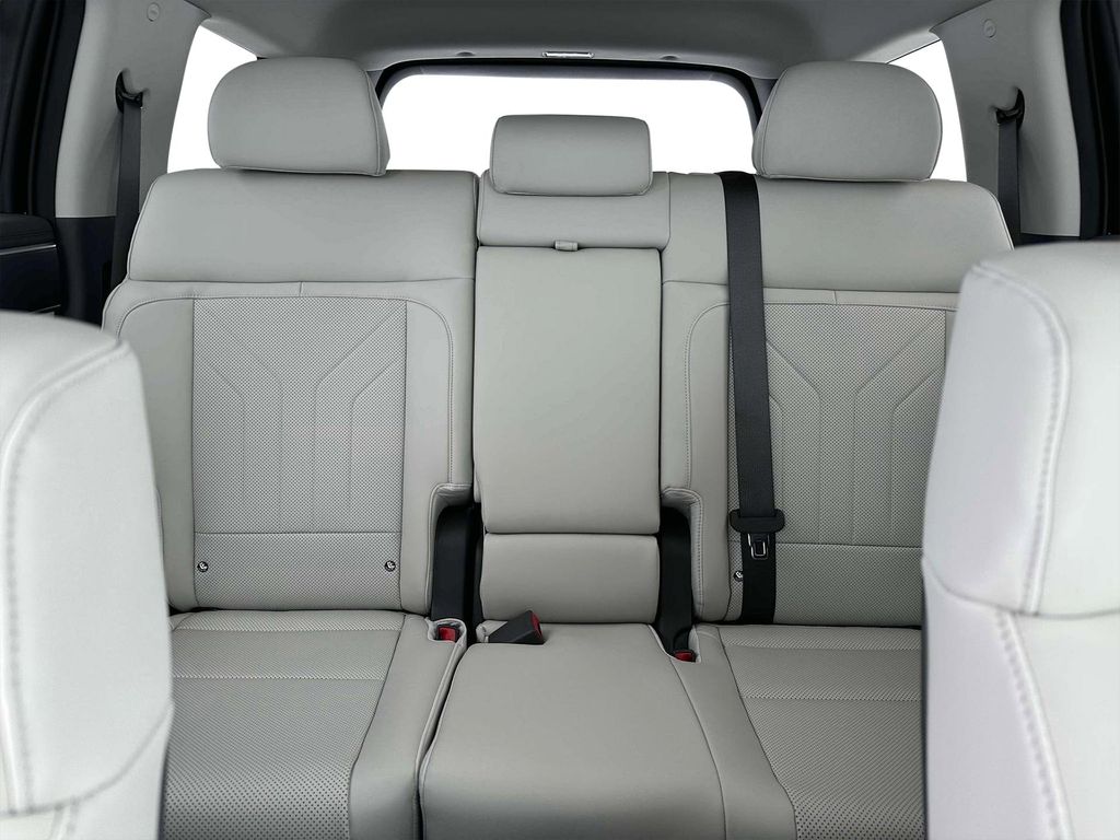 2025 Hyundai Santa Fe SEL - Photo 16