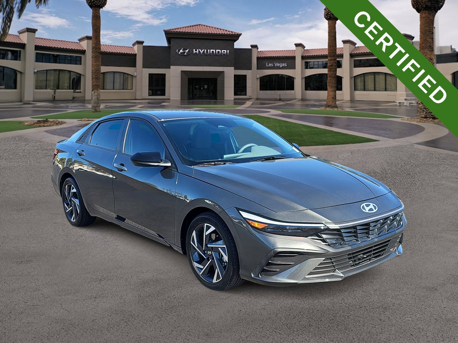Sedán deportivo Hyundai Elantra SEL 2025 certificado