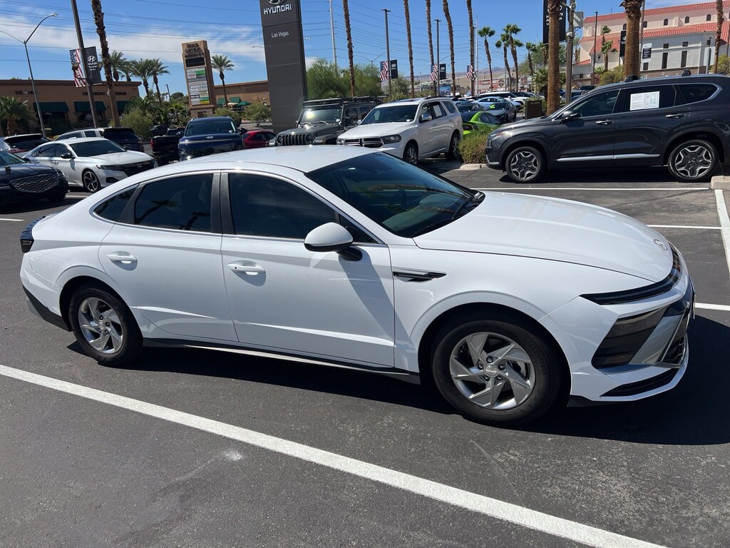 Certified 2025 Hyundai Sonata SE Sedan