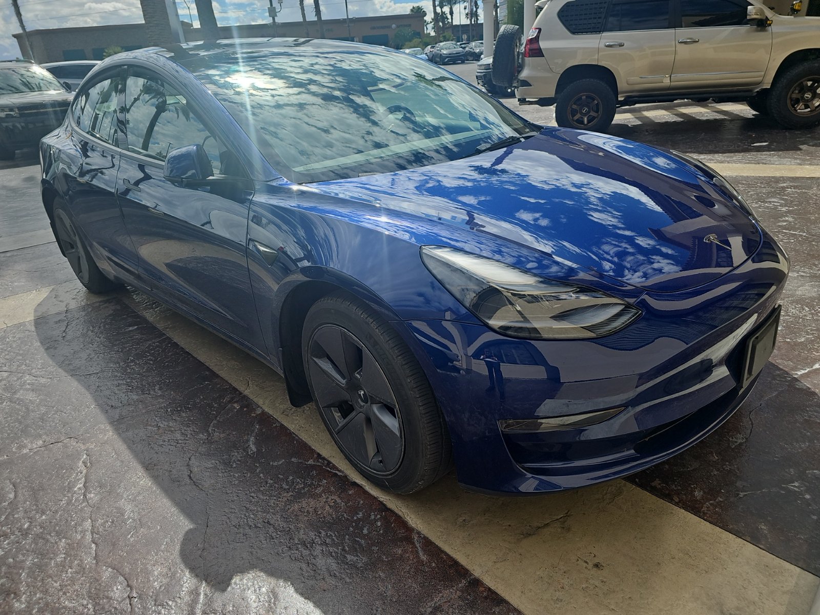  Tesla Model 3
