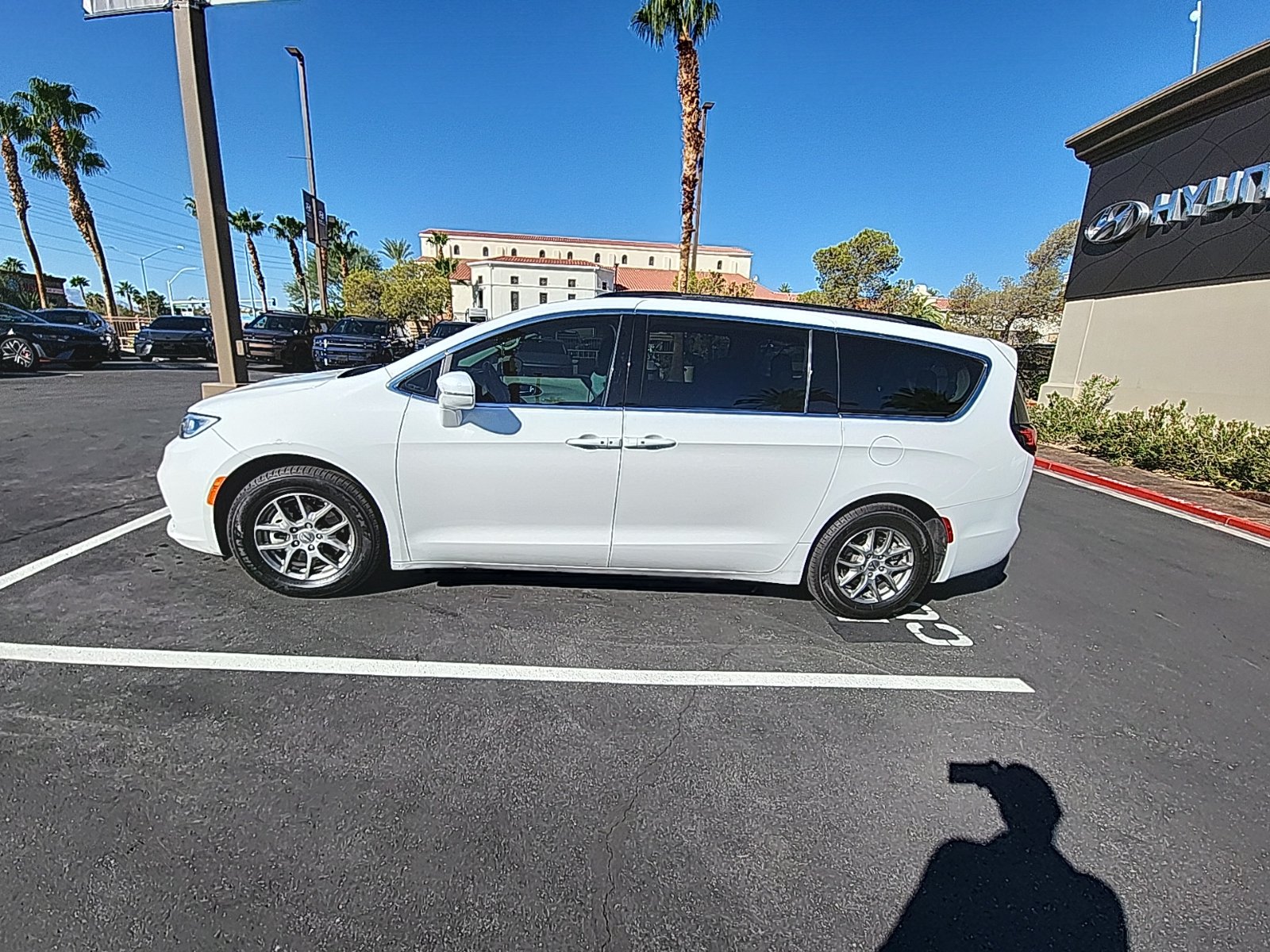 Used 2021 Chrysler Pacifica Touring Van
