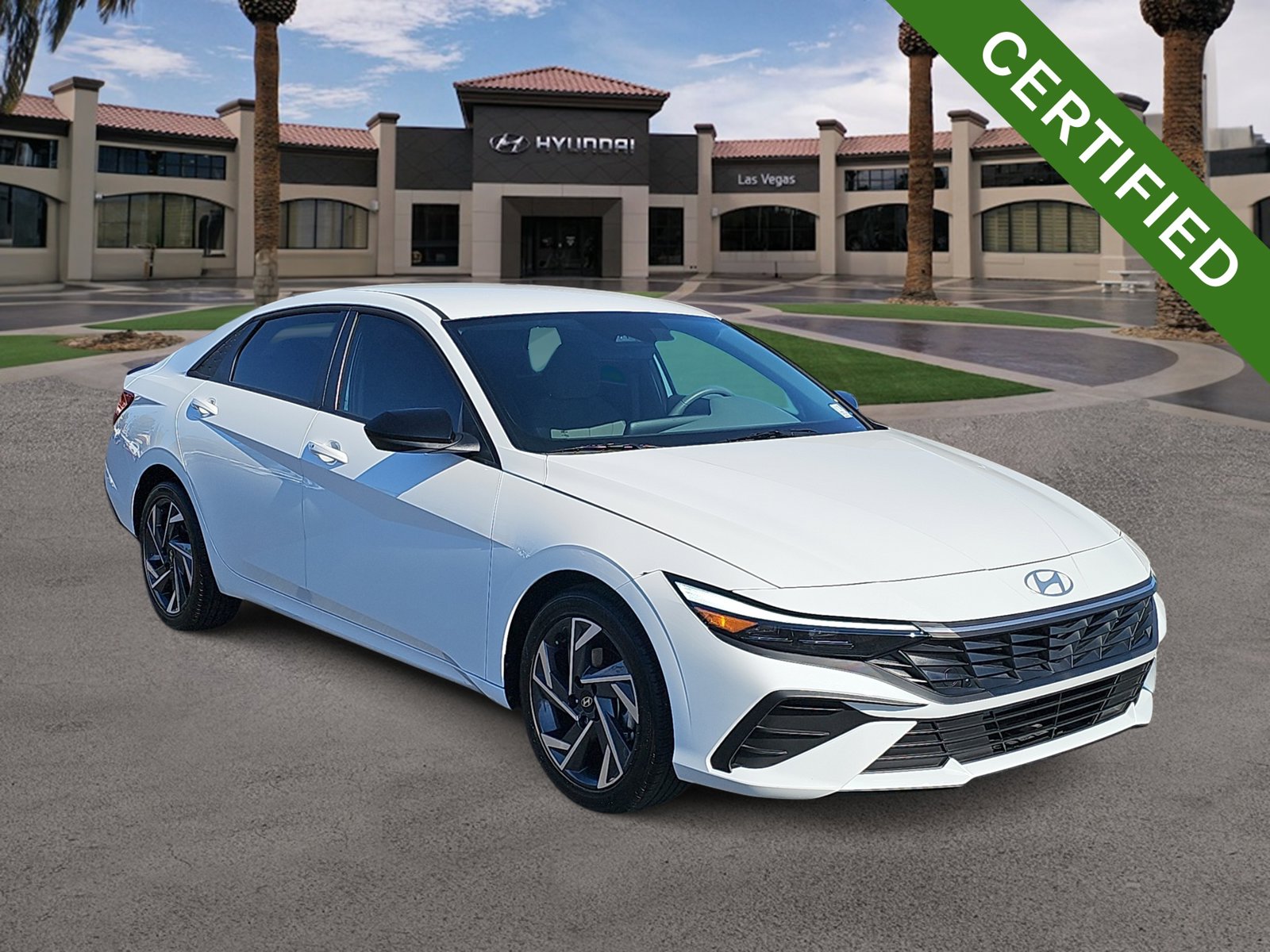 Sedán deportivo Hyundai Elantra SEL 2025 certificado