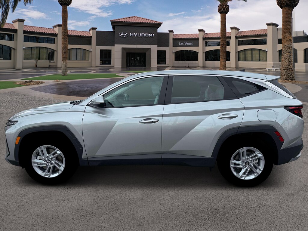 New 2026 Hyundai Tucson SE FWD SUV