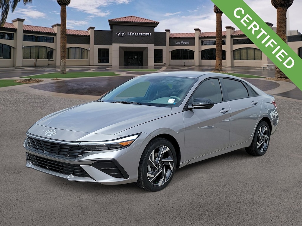 Sedán deportivo Hyundai Elantra SEL 2025 certificado