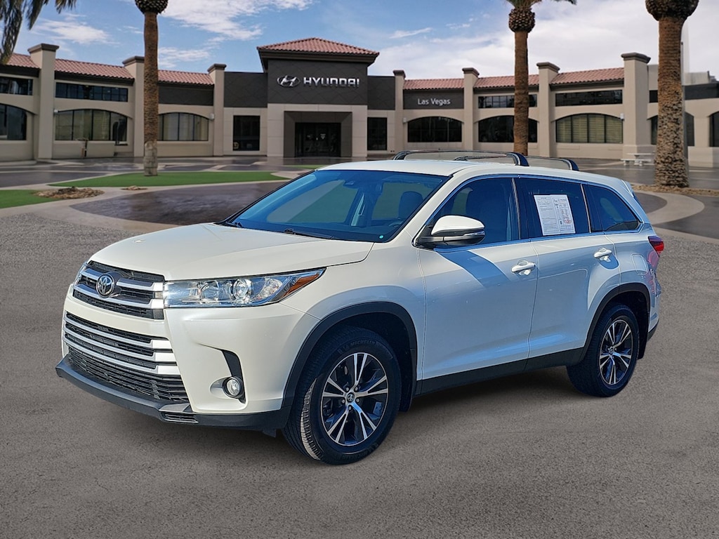 SUV Toyota Highlander LE Plus 2019 usado