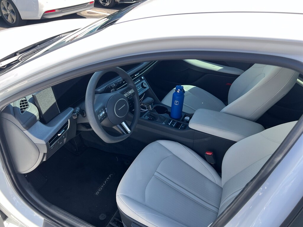 Certified 2025 Hyundai Sonata SE Sedan