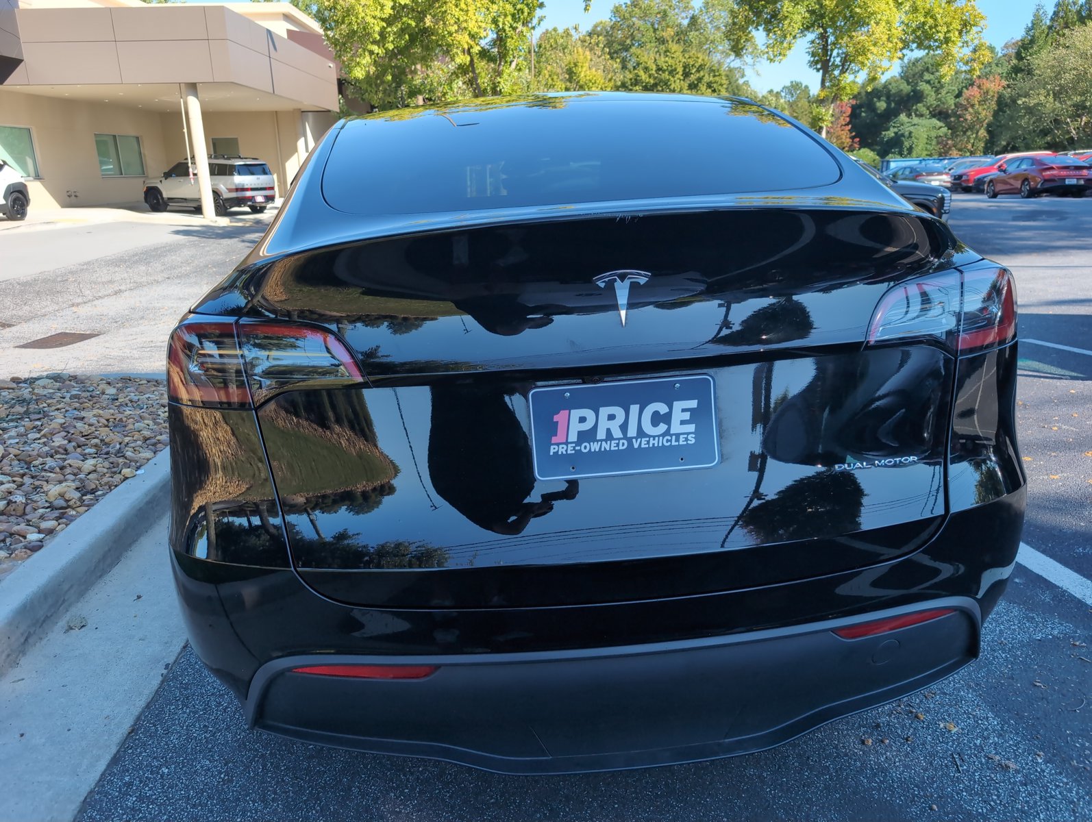 Used 2024 Tesla Model Y Long Range Sport Utility