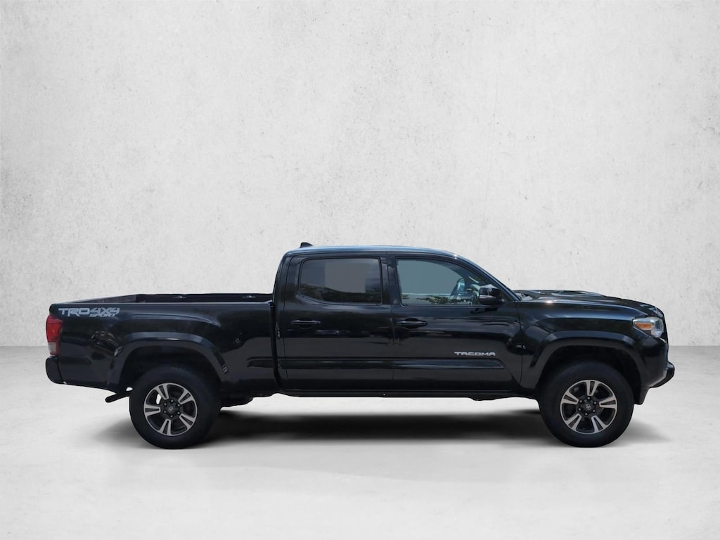 Used 2016 Toyota Tacoma TRD Sport Crew Cab Pickup