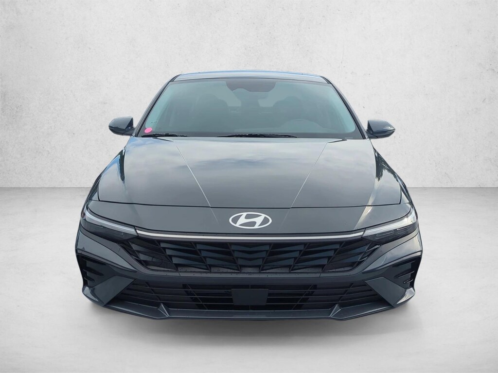 New 2026 Hyundai Elantra Limited 4dr Car
