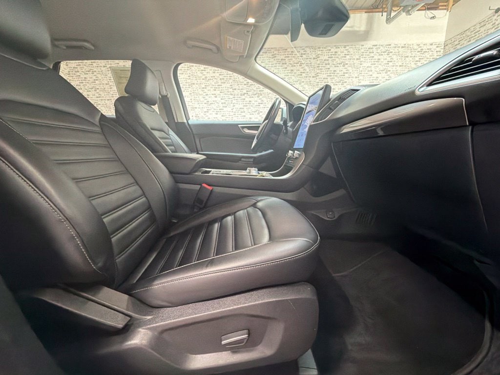2024 Ford Edge SEL - Photo 12