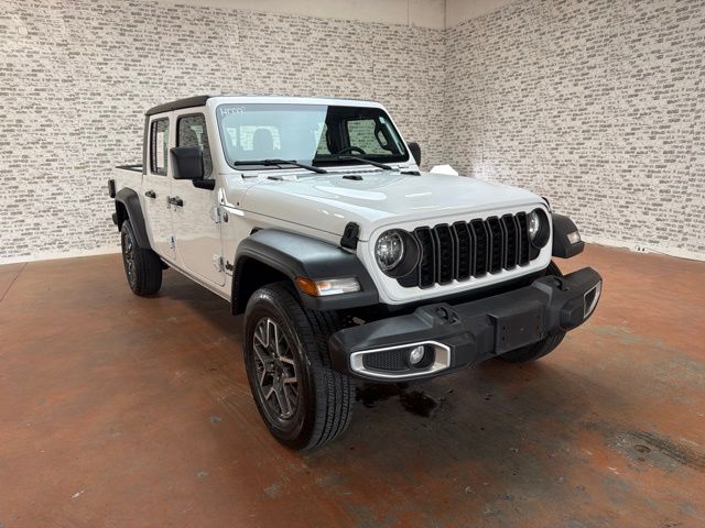 2024 Jeep Gladiator