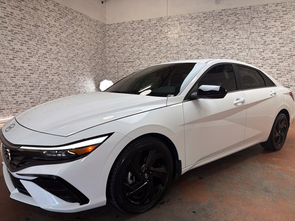 Used 2026 Hyundai Elantra SEL Sport Sedan