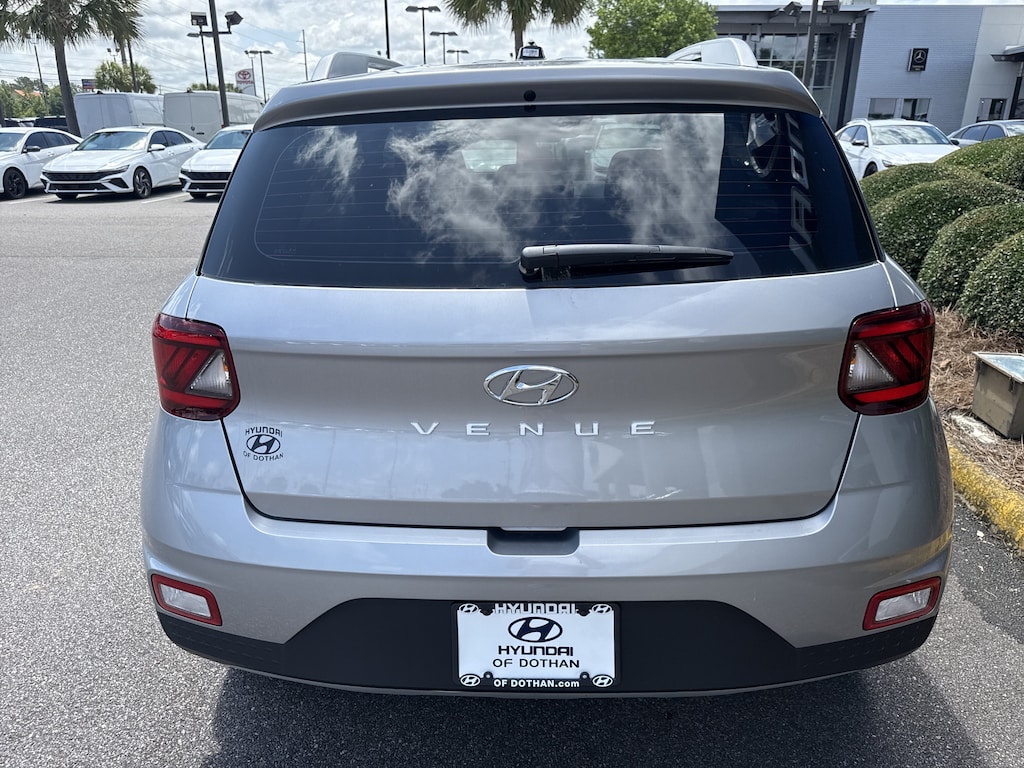 New 2026 Hyundai Venue SEL SUV