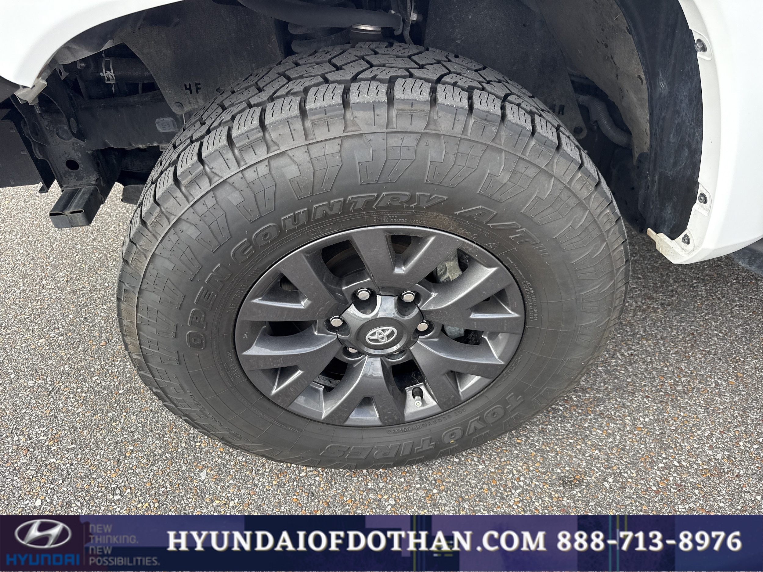 2023 Toyota Tacoma SR5 - Photo 18