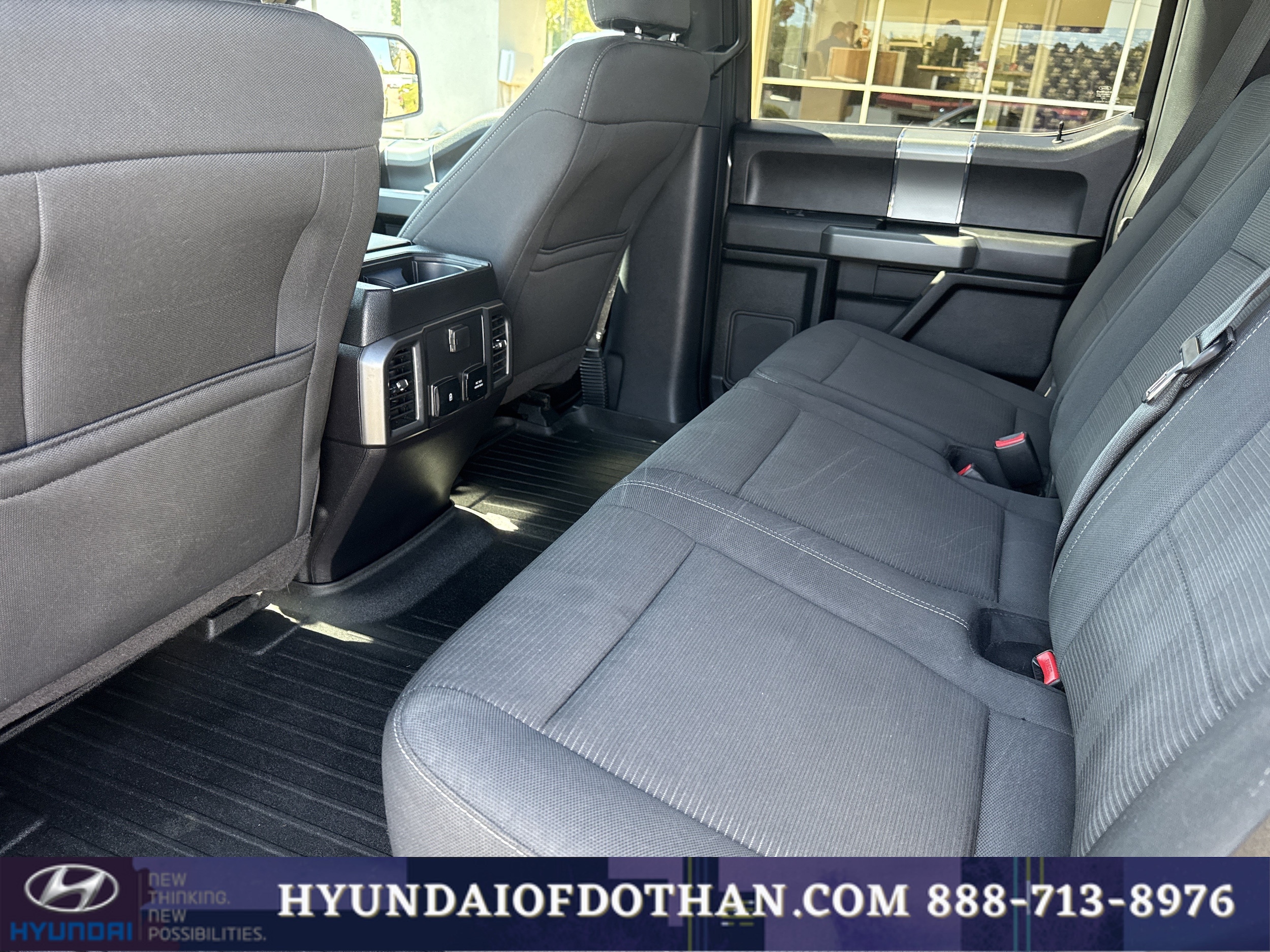 2017 Ford F-150 XLT - Photo 12
