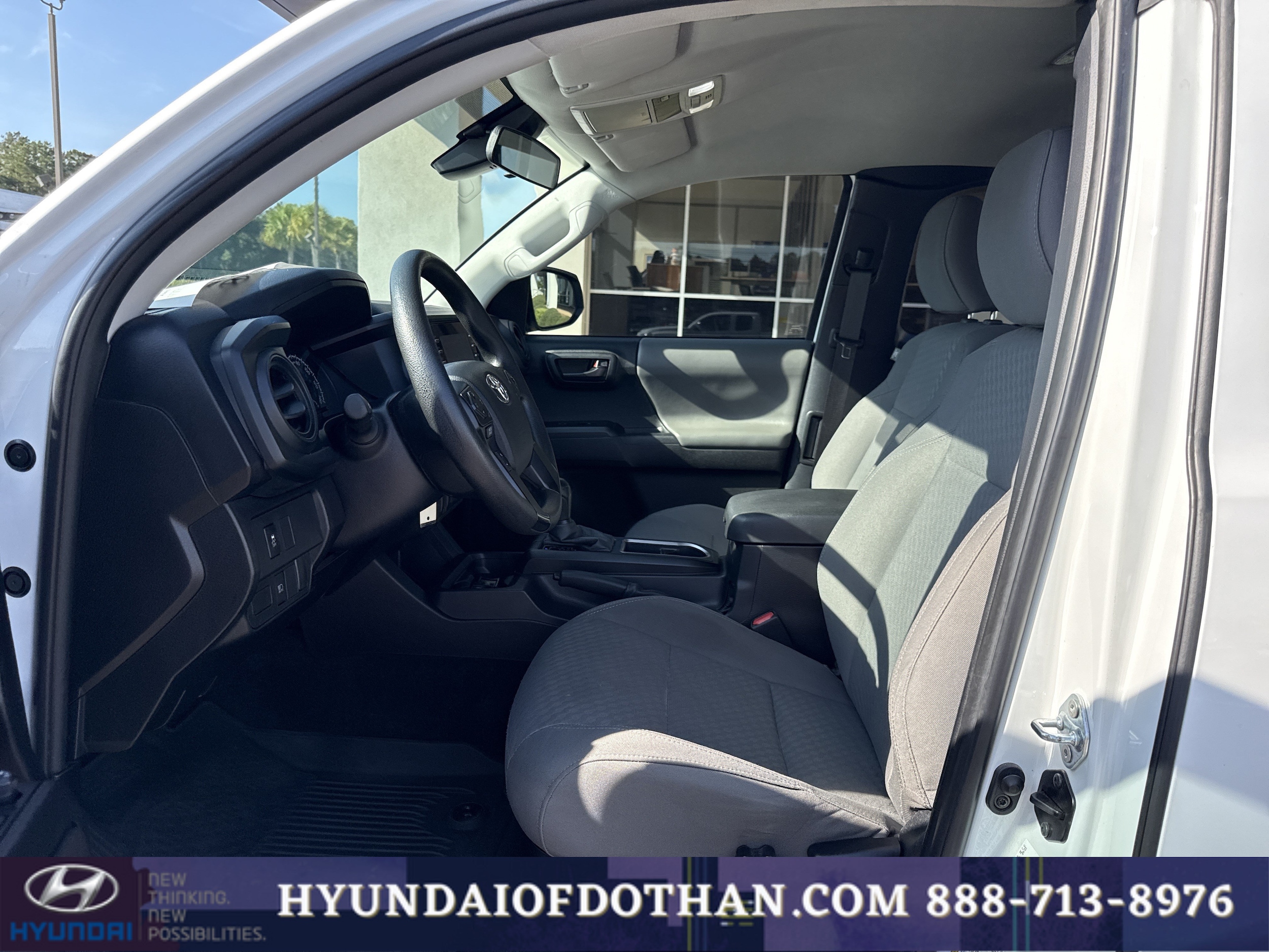 2023 Toyota Tacoma SR - Photo 10