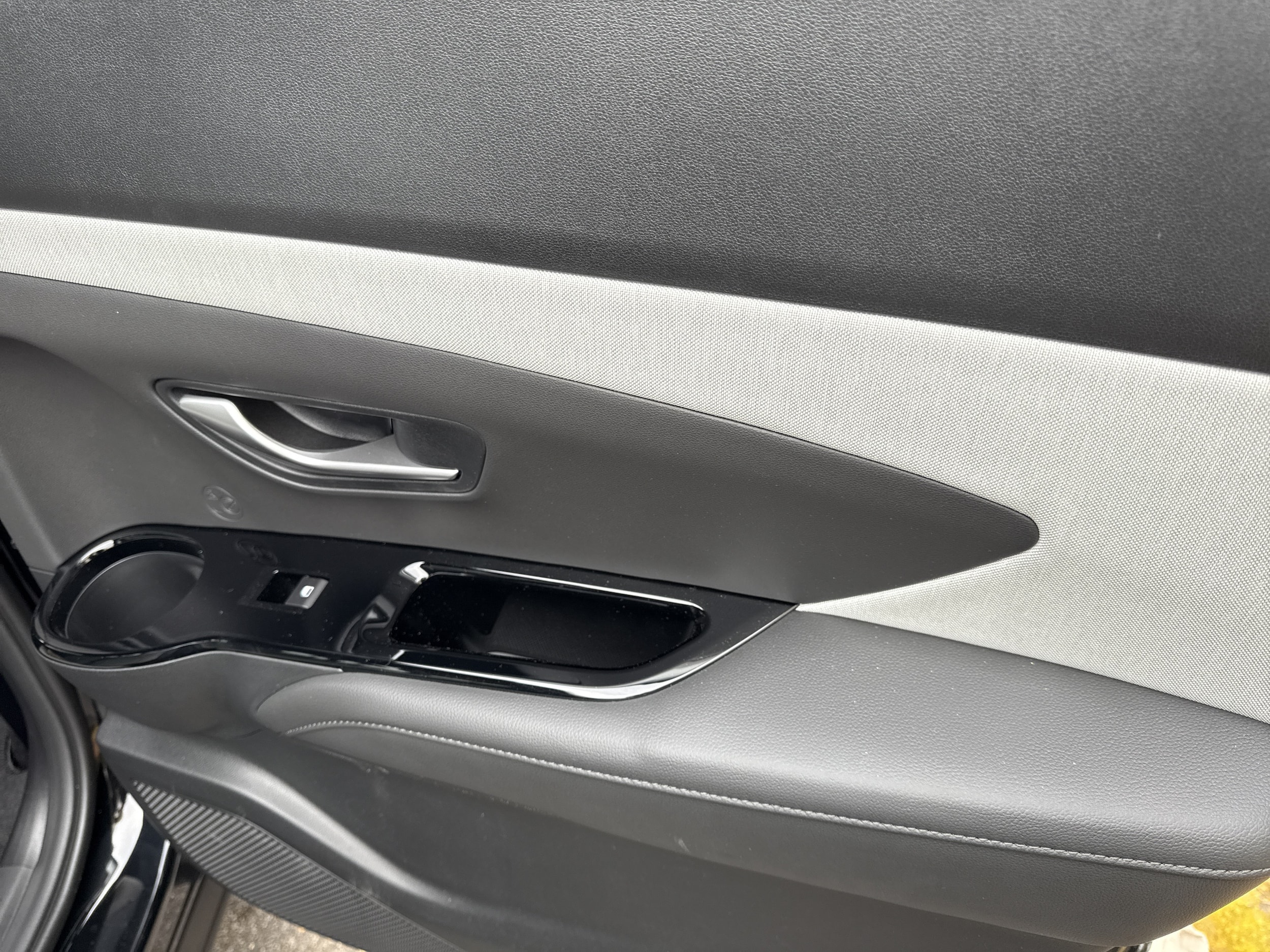 2026 Hyundai Santa Cruz Limited - Photo 15