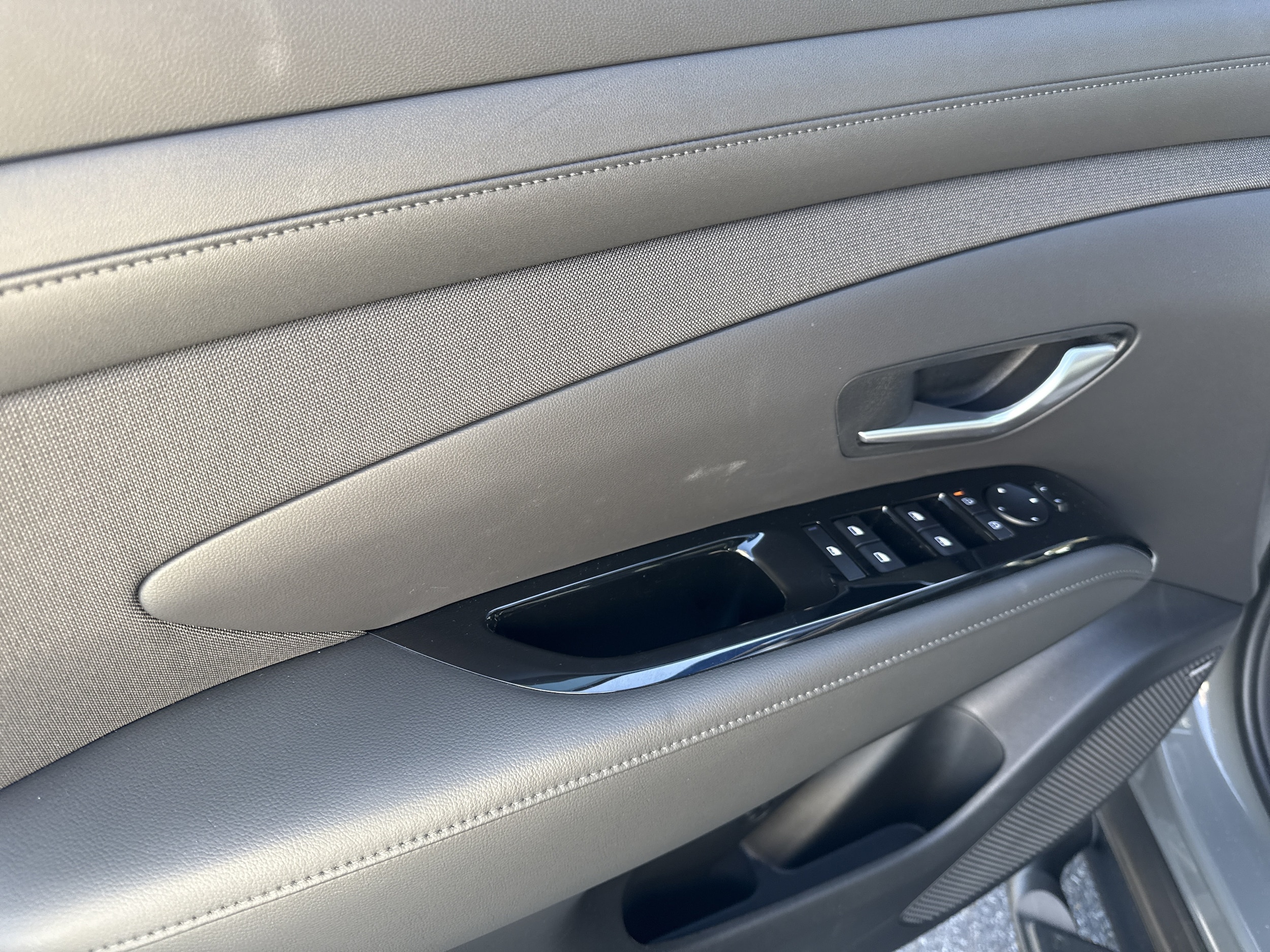 2026 Hyundai Santa Cruz Limited - Photo 7