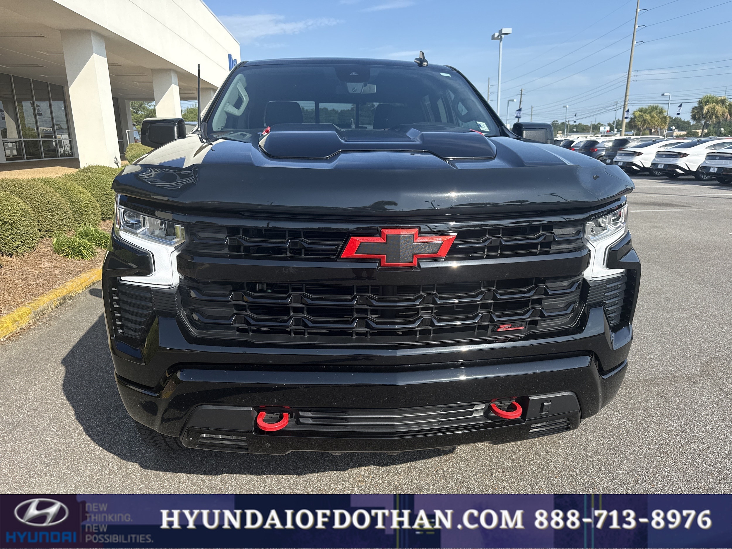 2025 Chevrolet Silverado 1500 LT Trail Boss - Photo 6