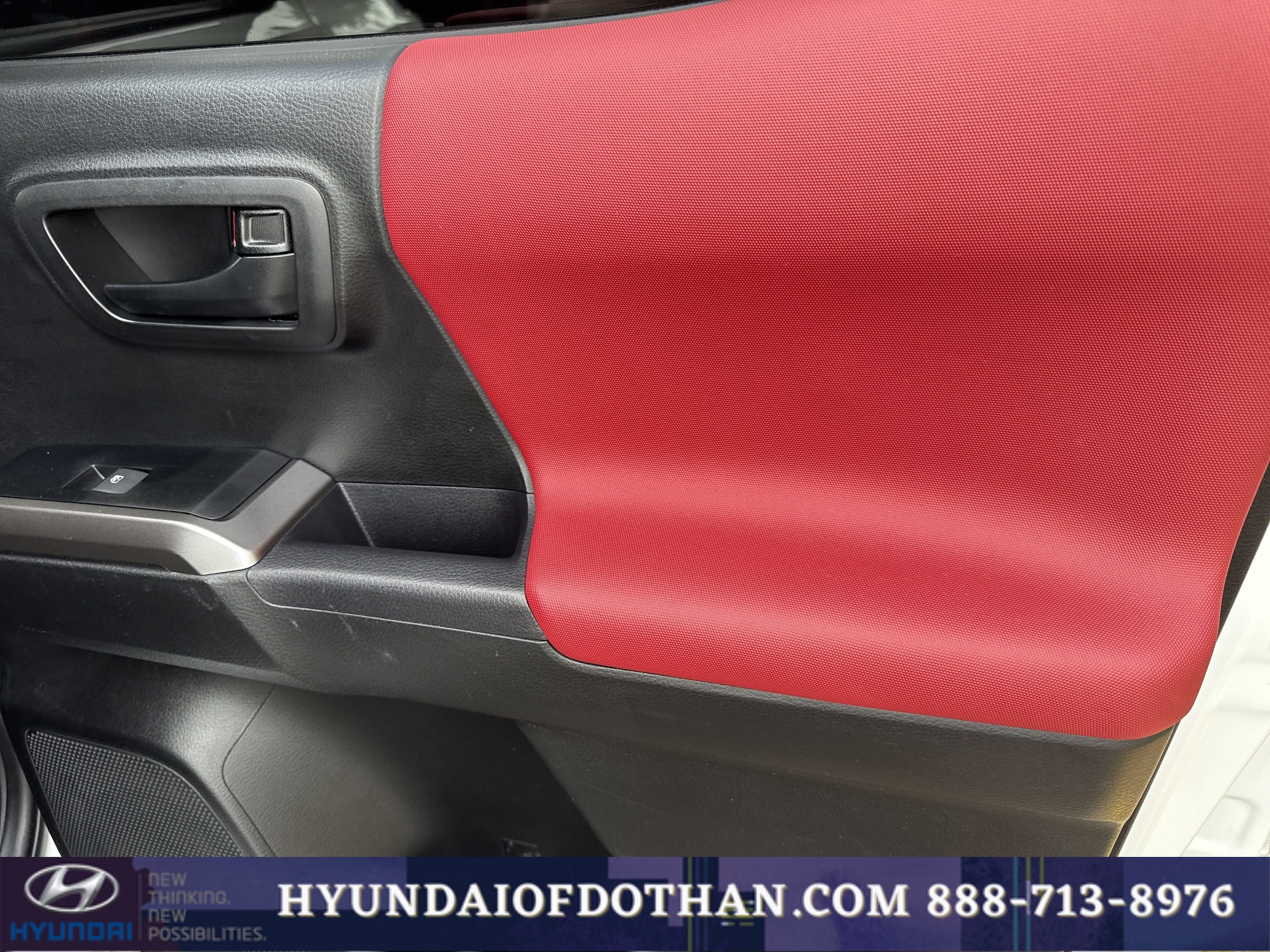 2023 Toyota Tacoma SR5 - Photo 14