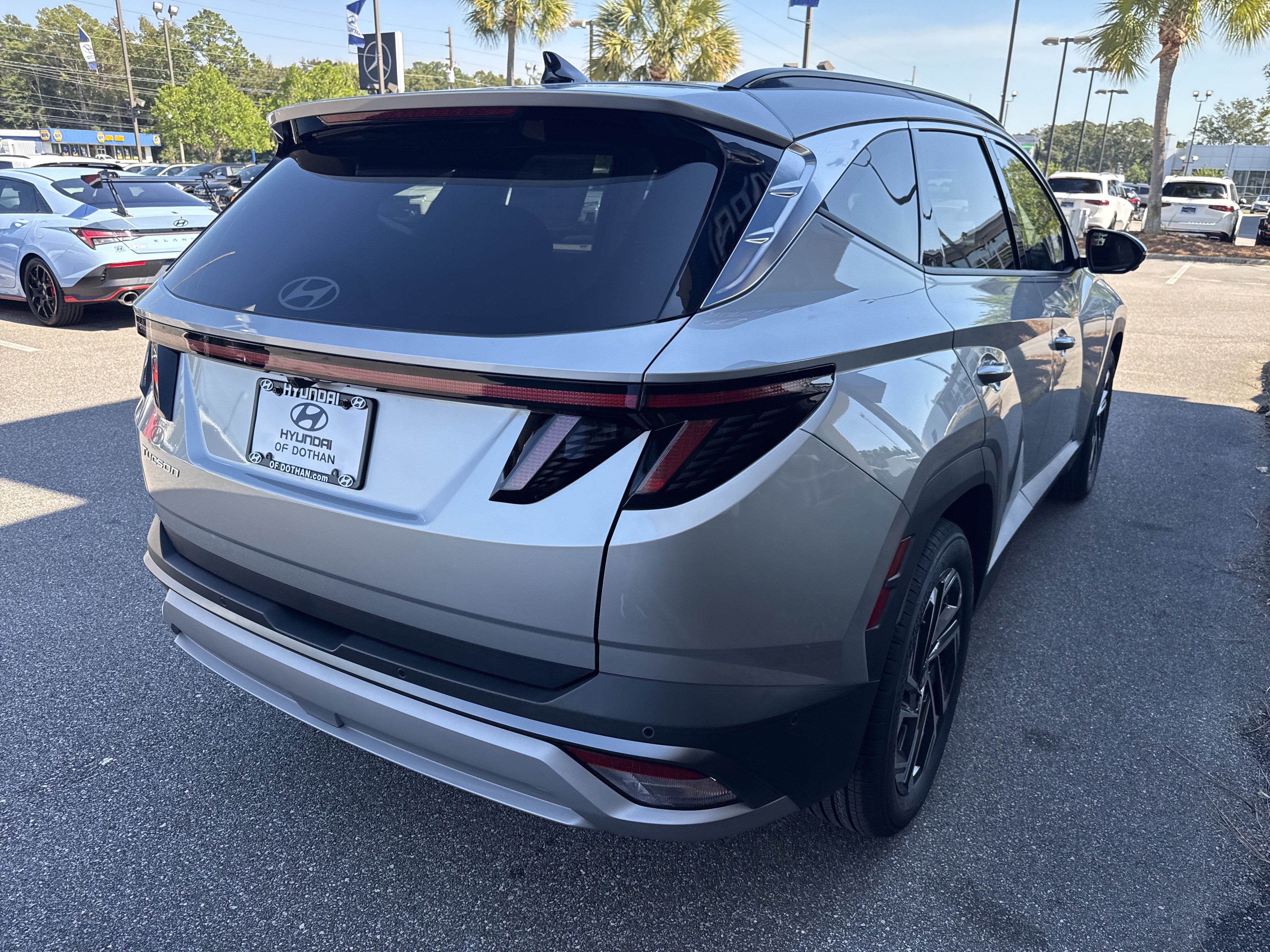 New 2026 Hyundai Tucson Limited FWD SUV
