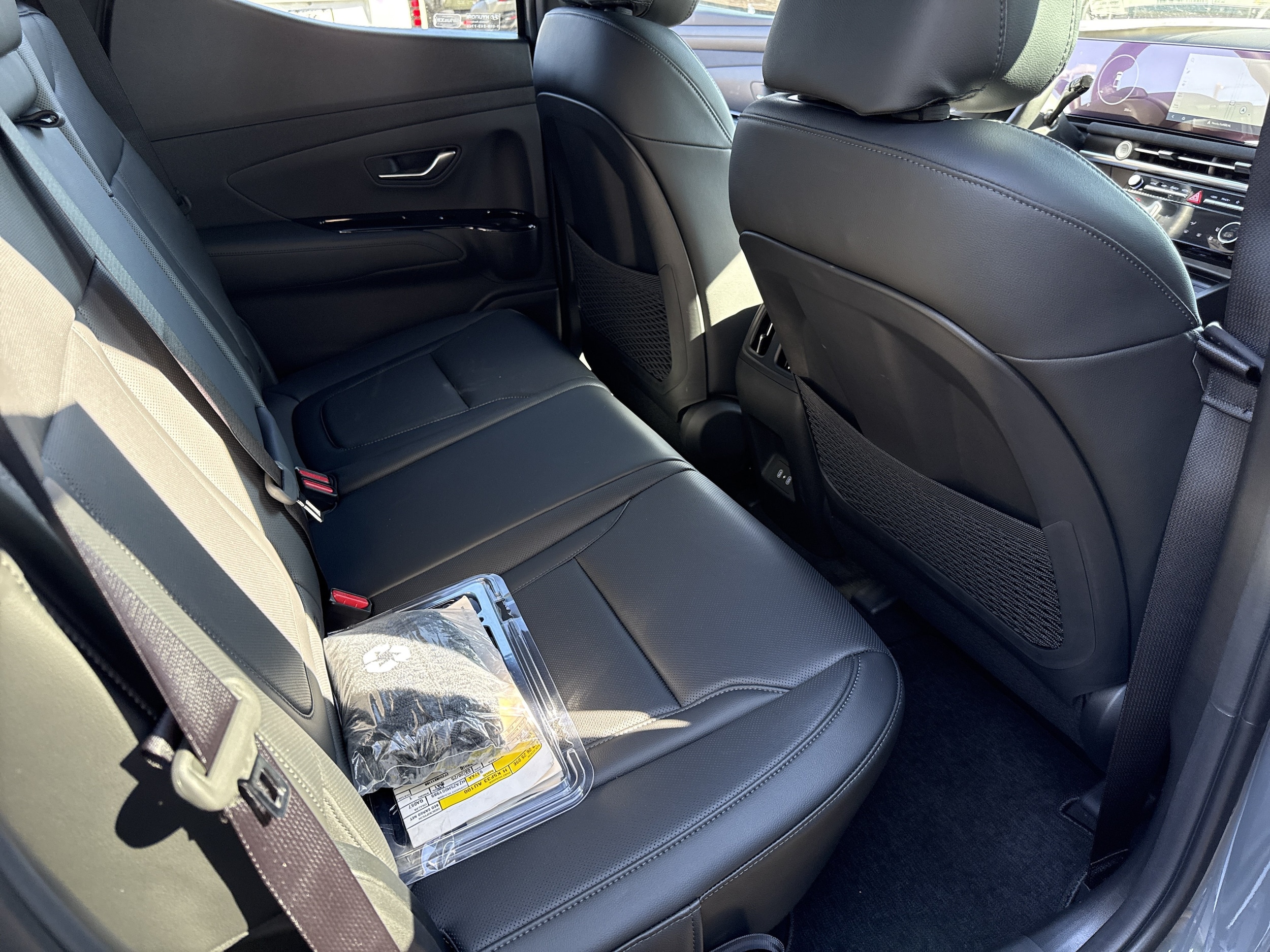 2026 Hyundai Santa Cruz Limited - Photo 14