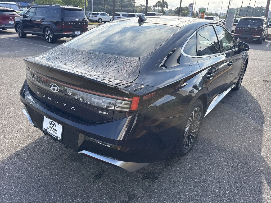 New 2026 Hyundai Sonata Hybrid Limited Sedan
