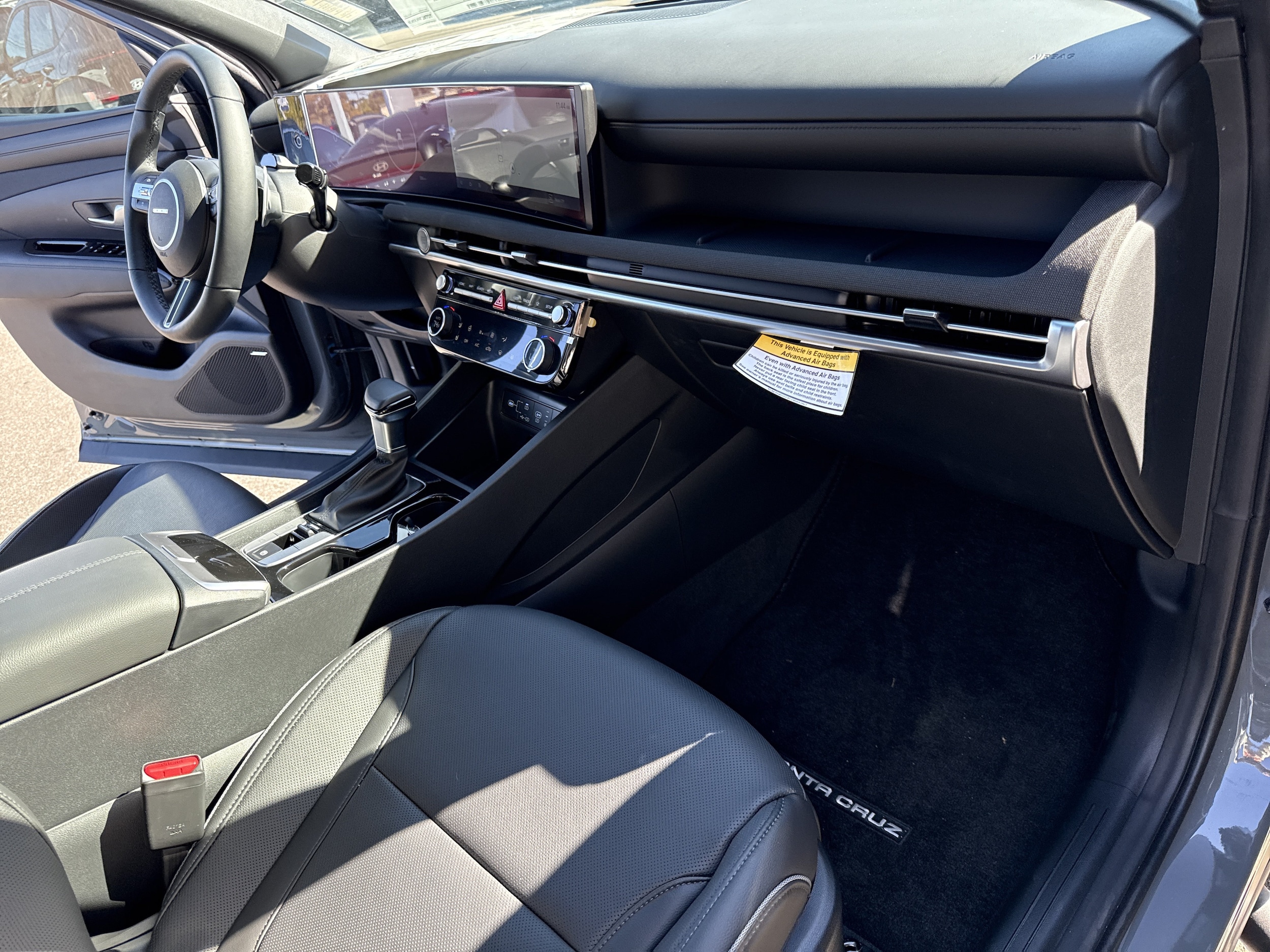 2026 Hyundai Santa Cruz Limited - Photo 16