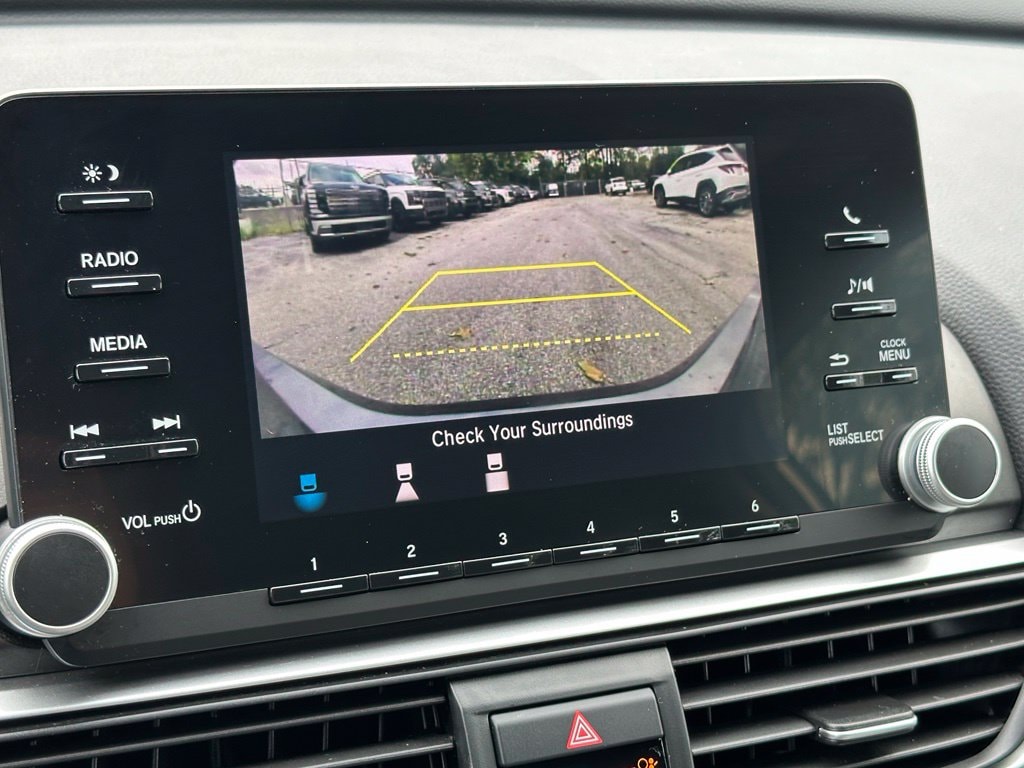 2019 Honda Accord LX - Photo 22